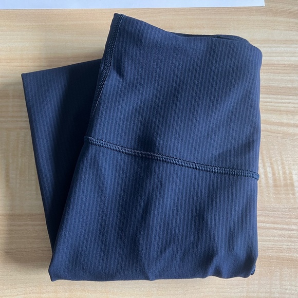 Lululemon Wunder Train High-Rise Ribbed Tight 25" True Navy size 4 - Picture 7 of 8